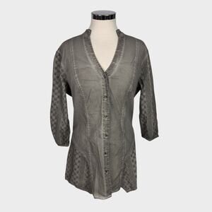 Mind Set by XCVI NEW Medium Gray Wash Button-front Tunic Top V-neckline